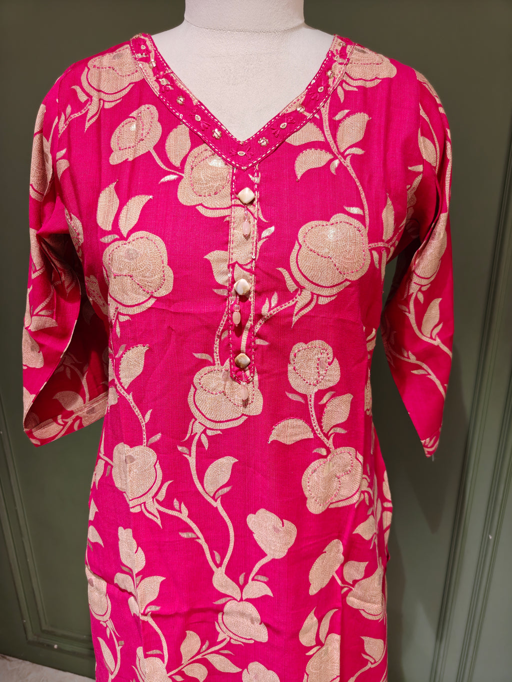 Pink Floral Vatican Kurta Pant Dupatta Set