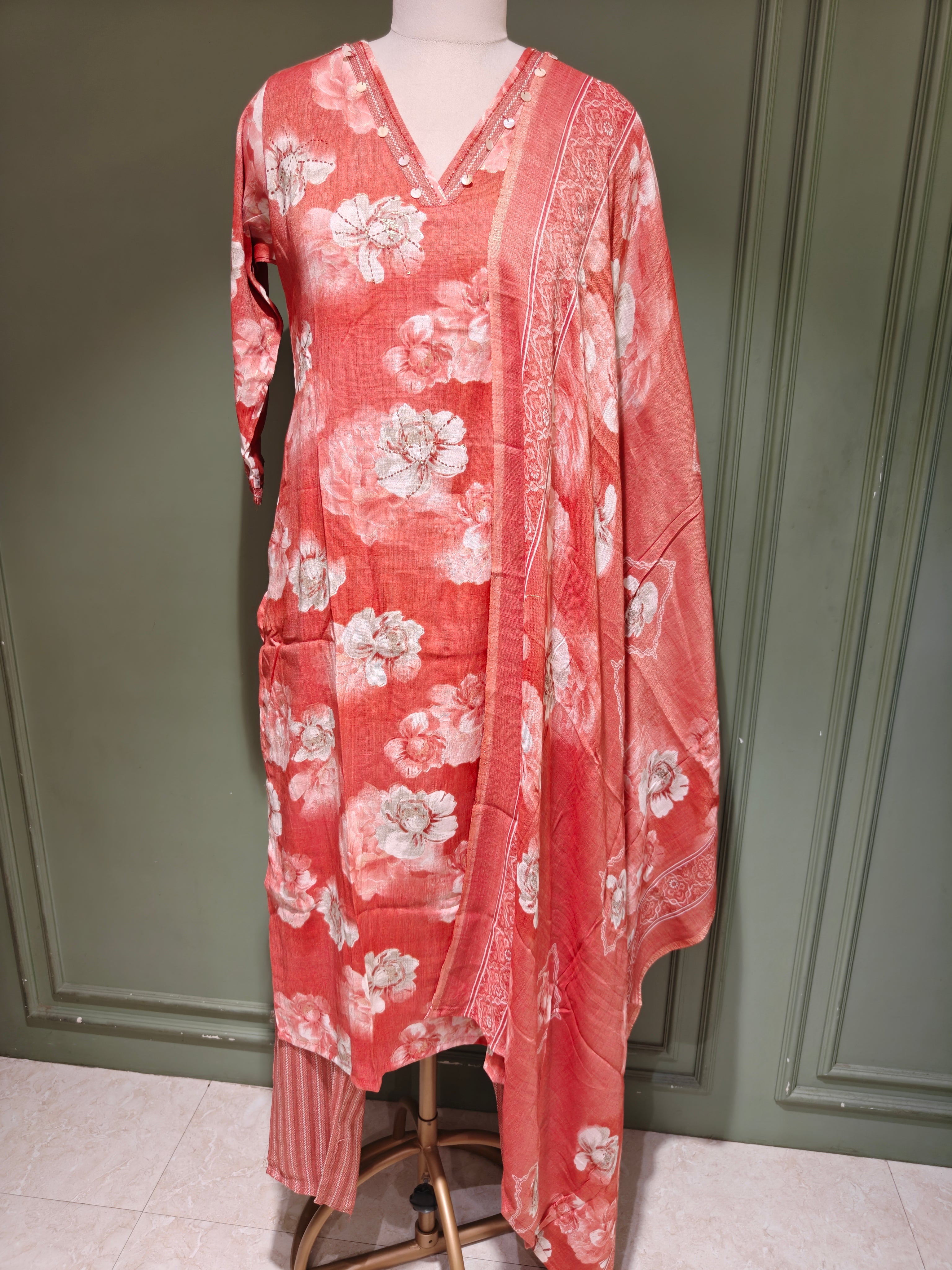 Floral Capsule Cotton Kurta Pant Dupatta Set